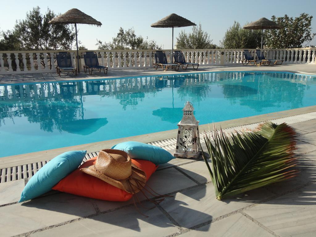 Aparthotel Nikolas Villas Perivolos (Santorini)